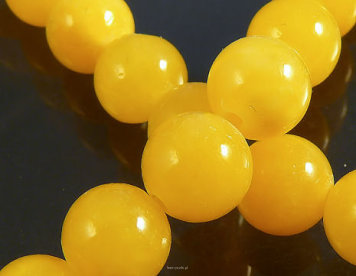 Pastel jade beads 8mm Intensely yellow cord 40cm