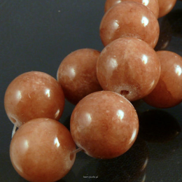 Jade Beige Balls 12mm Cord 33pcs