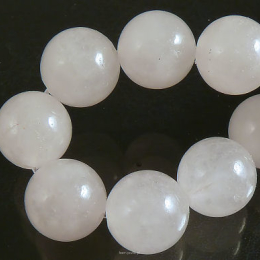 Jade Milk Balls 12mm Schnur 33pcs