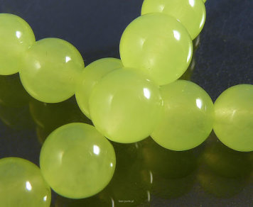 Pastel jade balls 12mm Green Olives Cord 33pcs